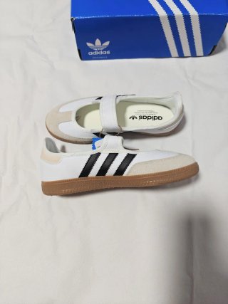 Sandalias Adidas samba jane blanco negro Talla 39