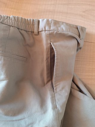 Pantalón Uniqlo verde Ancho