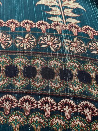Falda larga boho multicolor, con cremallera.