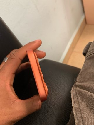 iPhone 17 Pro Naranja para piezas o desbloquear