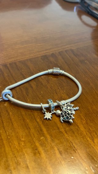 Pulsera Pandora Plata con Dijes Tortuga y Palmera