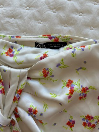 Falda mini Zara floral