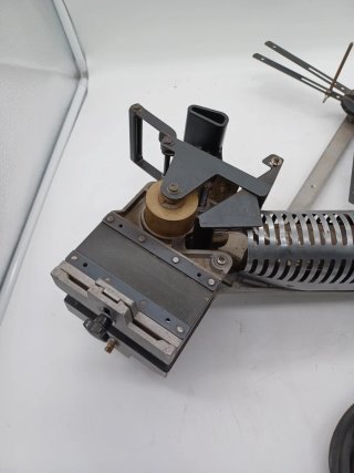 Aplacadora Virutex AG98