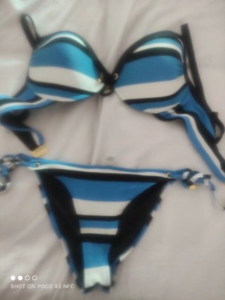 Bikini Rayas Azul y Blanco