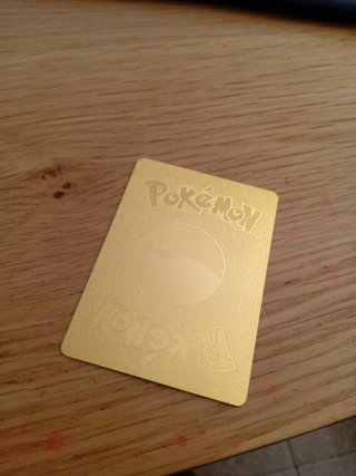 Carta Pokémon Charizard Dorado Exclusivo 1990