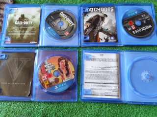 PS4 (PlayStation 4) Nera