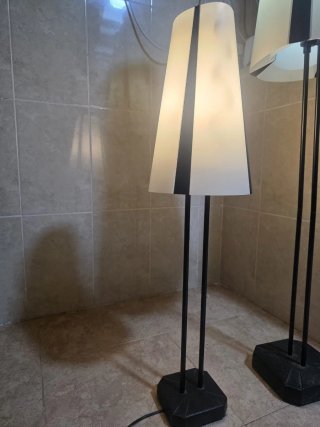 Lámparas de pie modernas