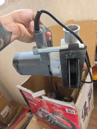 Cortadora de muros Powerplus 1700W