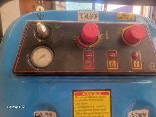 Hidrolimpiadora industrial LIMGE LAC 200/15