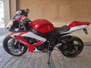 Suzuki GSXR 600 K7
