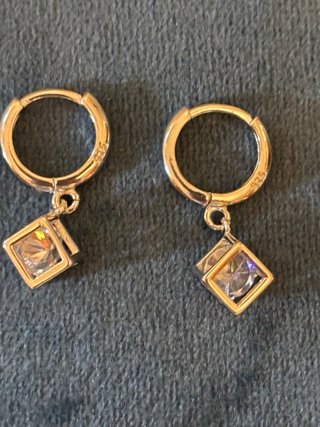 Pendientes plata con cubos de cristal