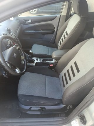 Ford Focus 2010