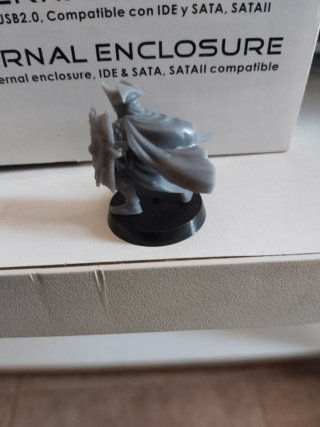 Figura Hombres del Este Rutabi