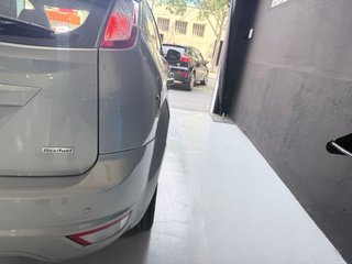 Ford Focus 1.8 Flexifuel ( 79.859 kms ) ETq C