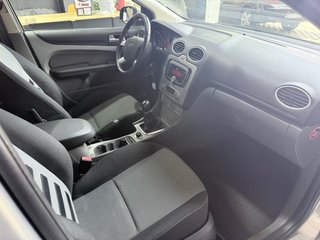 Ford Focus 1.8 Flexifuel ( 79.859 kms ) ETq C