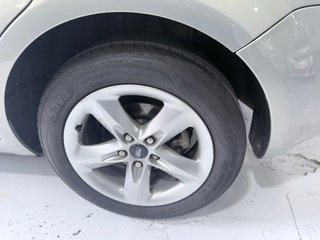 Ford Focus 1.8 Flexifuel ( 79.859 kms ) ETq C