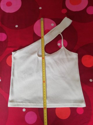 Camiseta Top asimétrico Pull&Bear Talla XS
