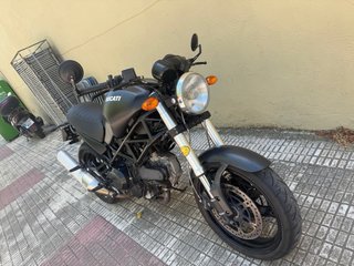 Ducati Monster 695 Dark Negra