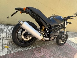Ducati Monster 695 Dark Negra
