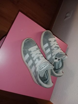 Lote 3 pares zapatillas Adidas y Puma