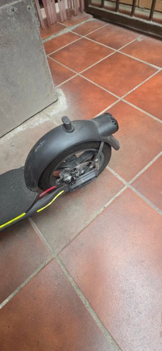 Patinete Eléctrico Negro