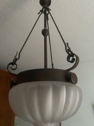 Lámpara de hierro forjado