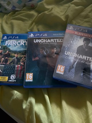 PS4 (PlayStation 4) Sony Negra
