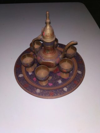 Juego de té mini de latón