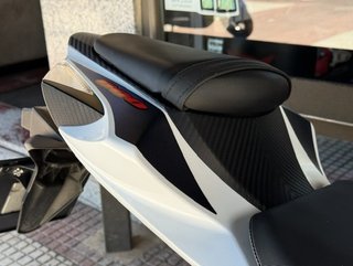 Suzuki GSXR-600