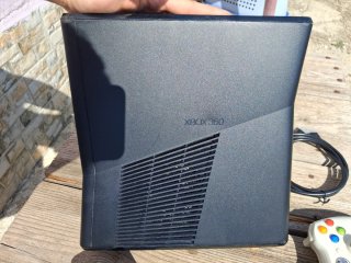 Xbox 360 Slim