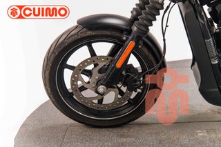 HARLEY DAVIDSON STREET 750