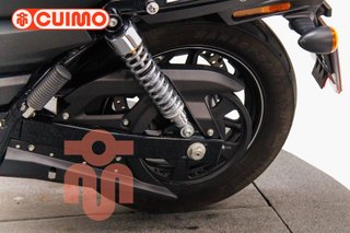 HARLEY DAVIDSON STREET 750