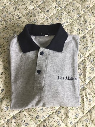 Conjunto escolar deportivo  Institució Les Alzines