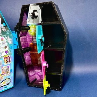 Taquilla Monster High Ataúd Mattel 2022