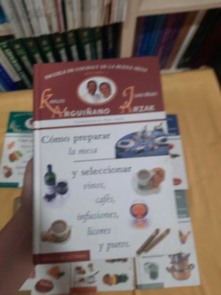 Libros de Karlos Arguiñano y Juan Mari Arzak