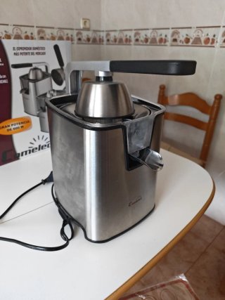Exprimidor Eléctrico Comelec Profesional EX 1660