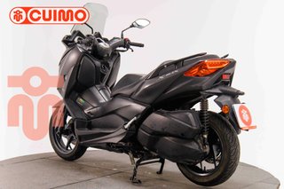 YAMAHA XMAX 300