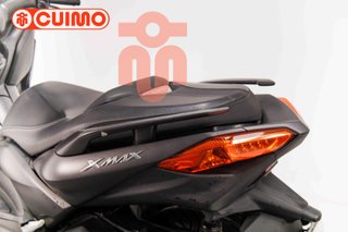 YAMAHA XMAX 300