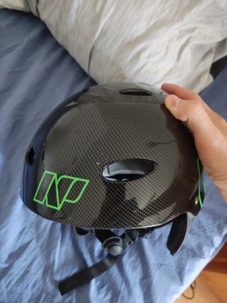Casco Wakeboard Carbono Negro Verde