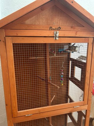 Jaula para pájaros y loros de madera