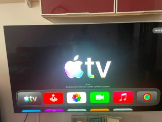 Apple TV 4K 32GB 2ª Gen A2169 de Segunda mano por 100 EUR en