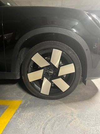 4 llantas y neumaticos mini countryman C Windmill