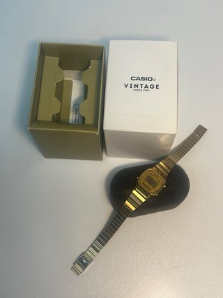 Reloj Casio Vintage Dorado Digital