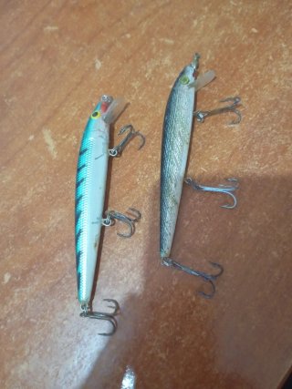 Conjunto 2 señuelos de pesca