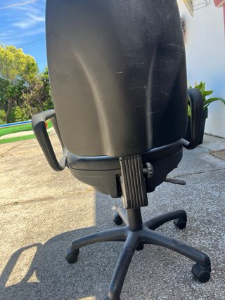 Silla de escritorio reclinable negra