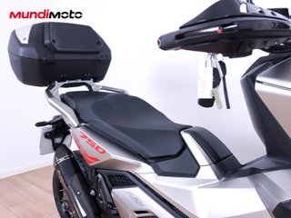 HONDA X-ADV