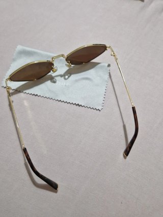 Gafas Miu Miu Marrones y Doradas