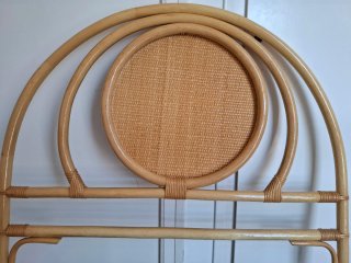 Cabecero de ratán y mimbre
