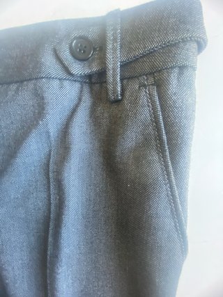 Pantalón vestir gris talla 40