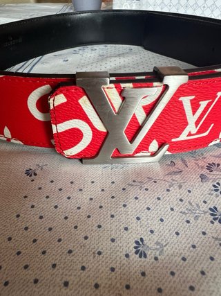 Cinturon rojo louis vuitton
